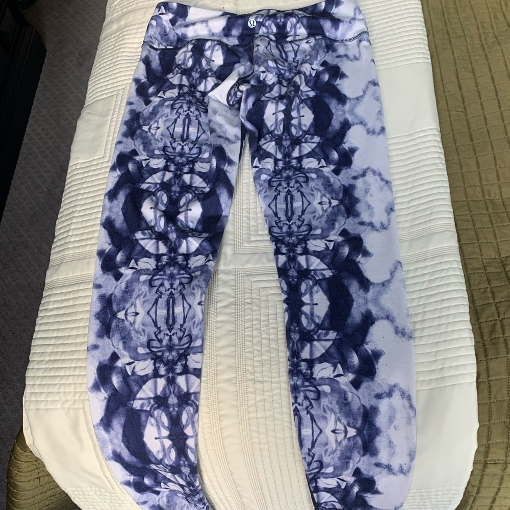 Lululemon Wunder Under leggings EUC Ink Blot